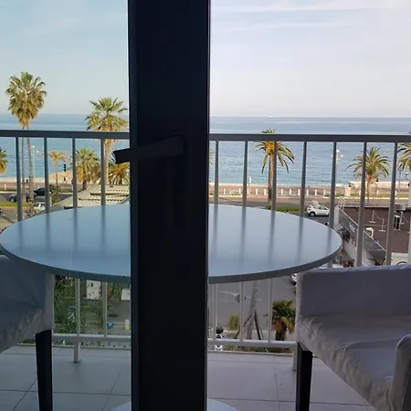 Fantastic Beachfront * Nice